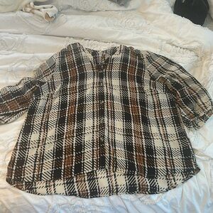 Maurices size 2X plaid blouse
